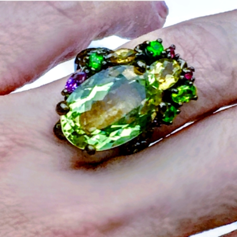 Green Amethyst Irish knot Sterling  Silver Ring